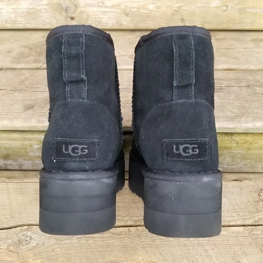 Ugg Australia Classic Mini Black‎ Suede Leather Super Platform Chunky Boots 9